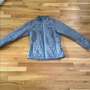 Patagonia Women's Grey Puffer Jacket